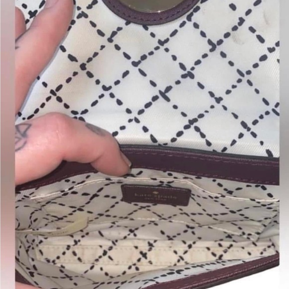 Kate Spade Newbury Lane Sally Leather Crossbody - Picture 5 of 6